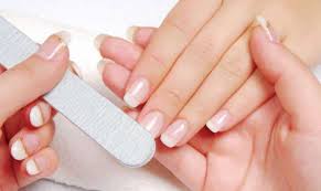 DIPLOMA IN ASSISTANT NAIL TECHNICIAL